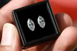 Certified Diamond CVD HPHT Lab Diamond DEF VVS VS Excellent Cut IGI Lab Synthetic Diamond Manufacturer Wholesaler