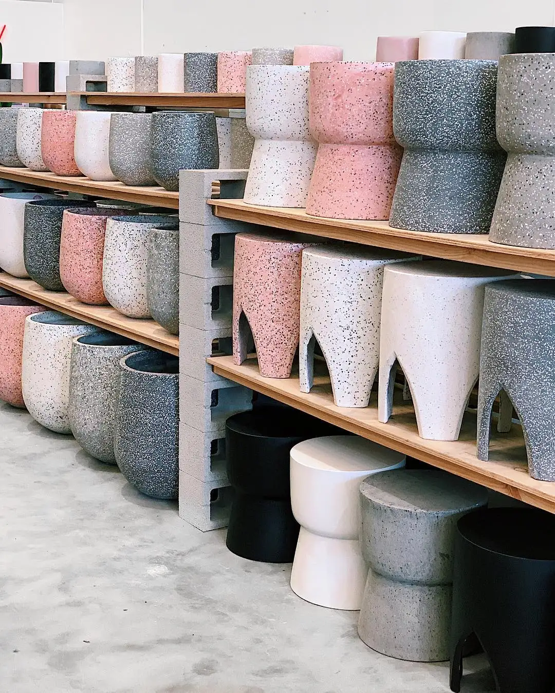 Mediterranean designs style tall shape plastic large size home garden pot planter vases made in Vietnam