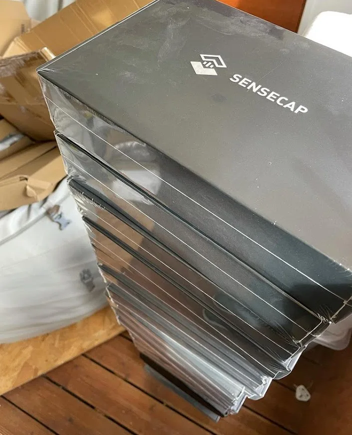 FREE SHIPPING FOR NEW SENSECAP M1 Helium Hotspot HNT US915 mhz/ EU 868mhz