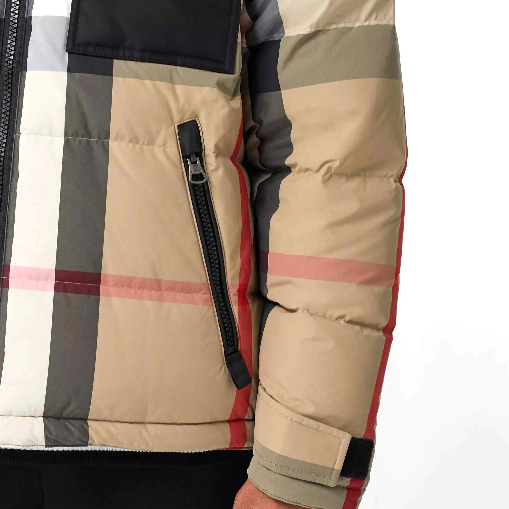 Men Customized Puffer Jacket High Quality Men Jacket Latest Fashion 2022 Sleeveless Puffer Jacket Wholesale Comfortable