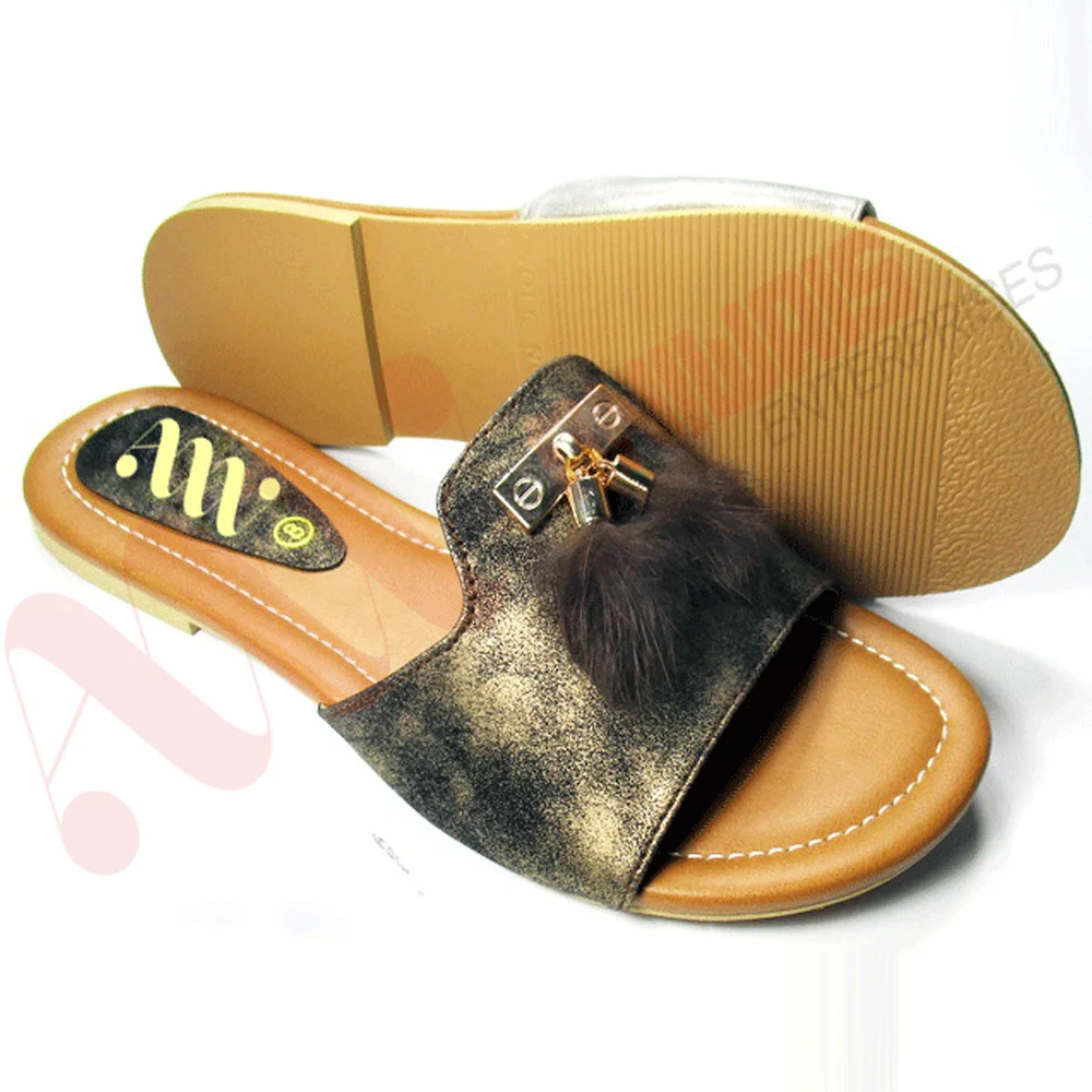 
Custom Logo New Design Demandable Ladies Flat slipper 