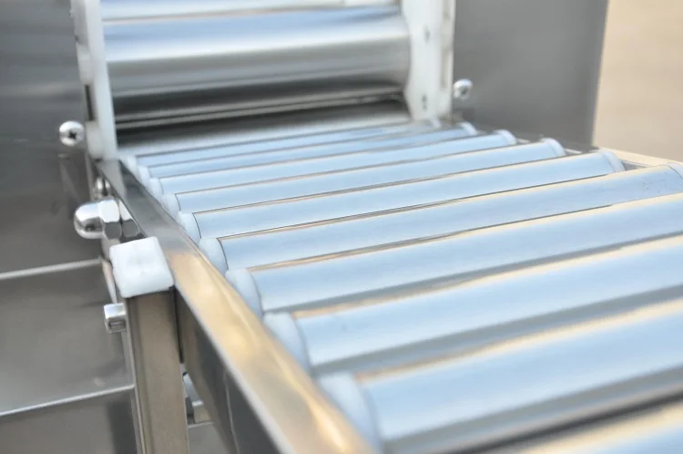 
High Quality samosa making machine price / dumpling maker machine 