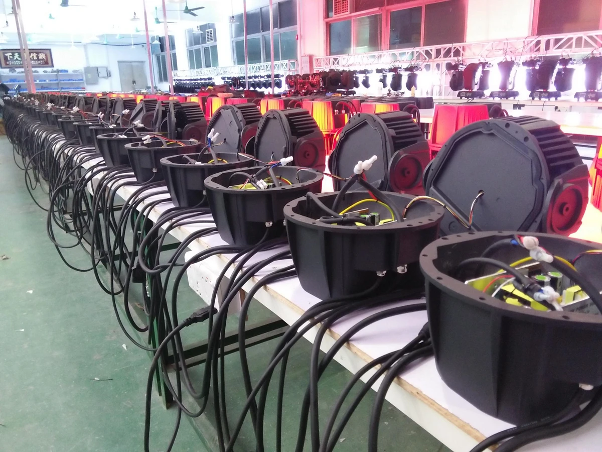 18x18w outdoor par08
