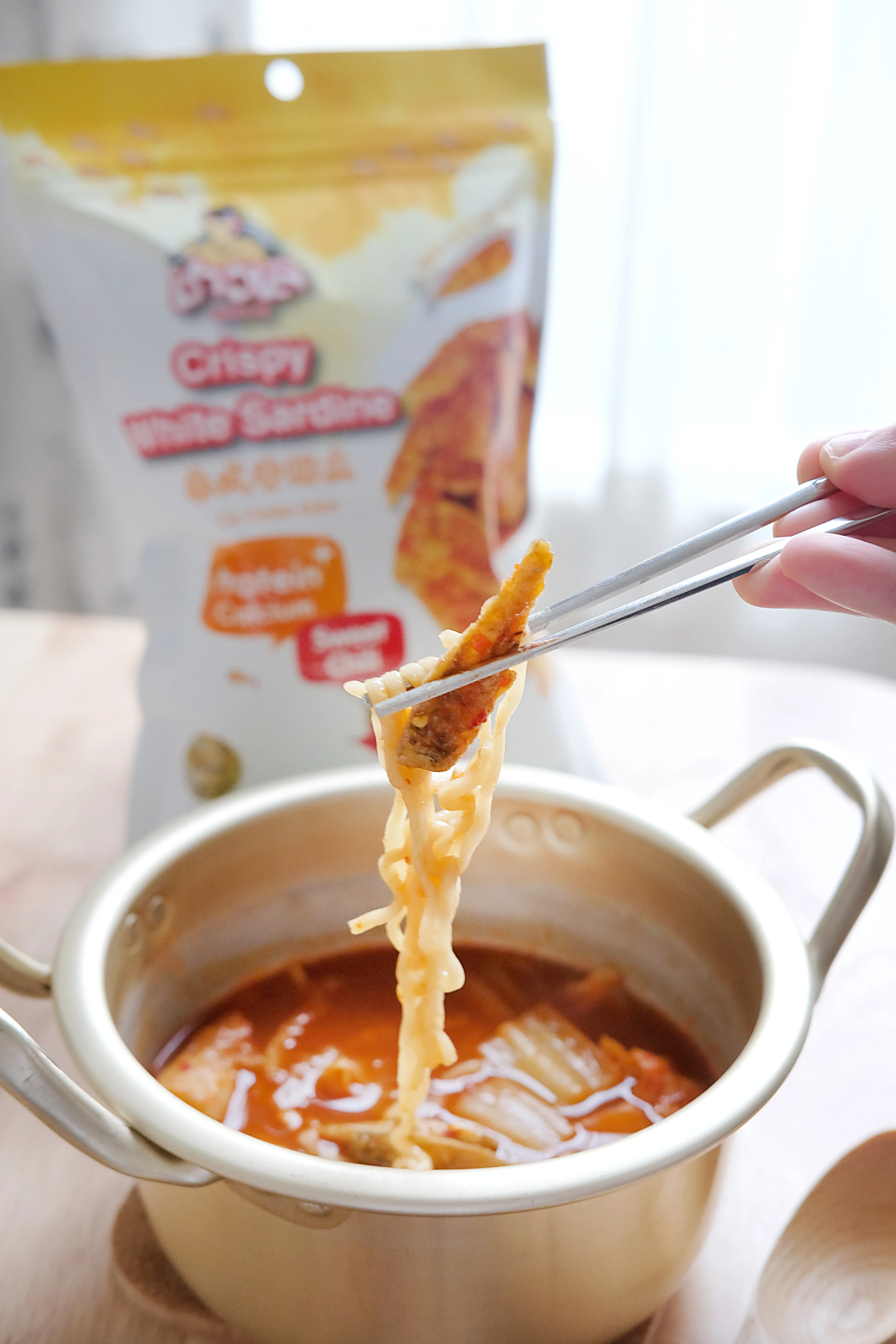 Wholesale Seafood Snacks Crispy White Sardine (Chili & Garlic) - Thai Seafood Fish Snack Thailand Export