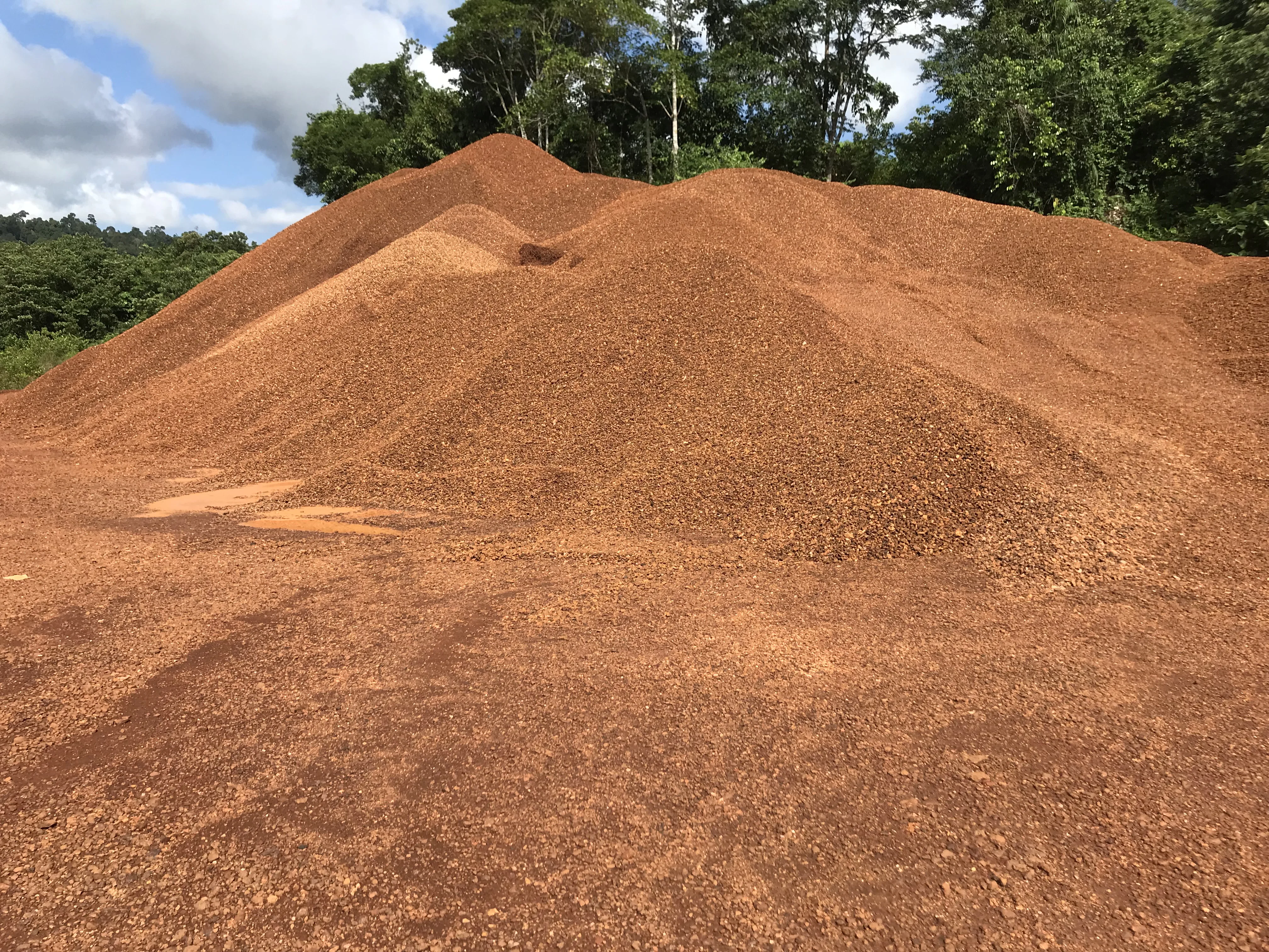 MAGNETITE MANGANESE IRON ORE  LUMP FE 45% 56% 62%  High Quality Low Sulfur & Phosohorus 10mm 20mm 50mm