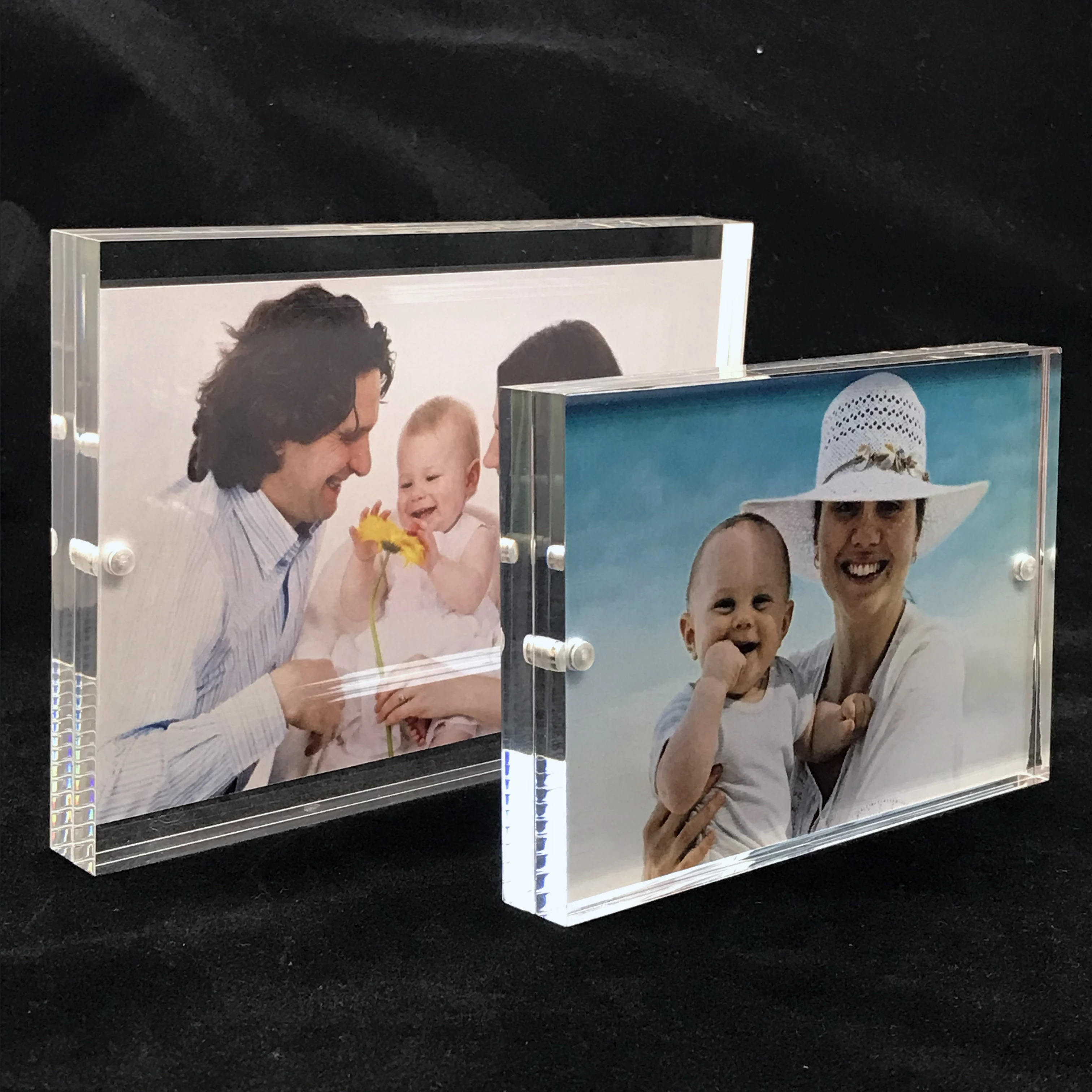 Acrylic Tabletop Block Magnetic Plexiglass Photo Frame for Display