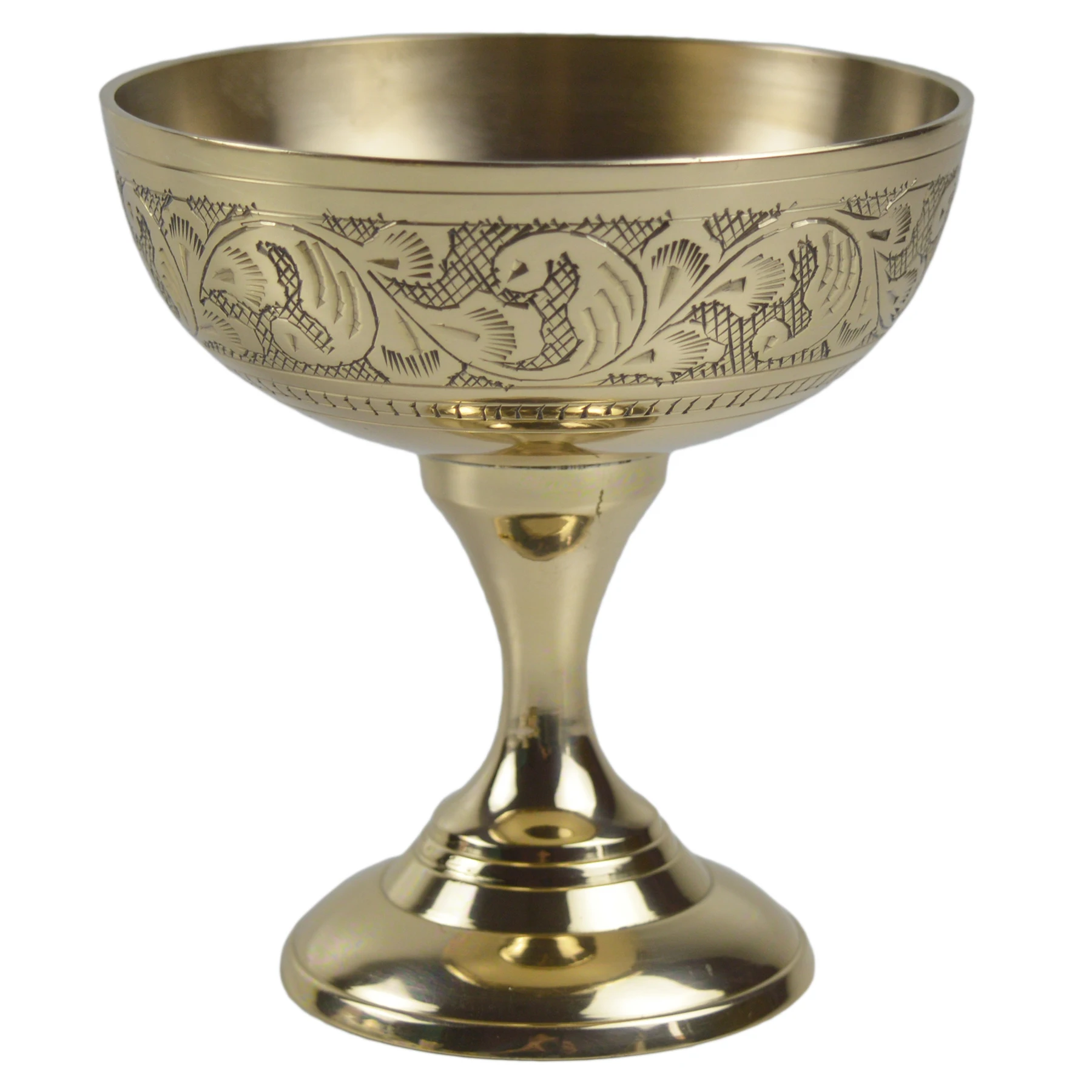 Decor Metal Design Serving Water Glass With Polished Finishing Design Dinning Table Decor Metal Brass Glass Design