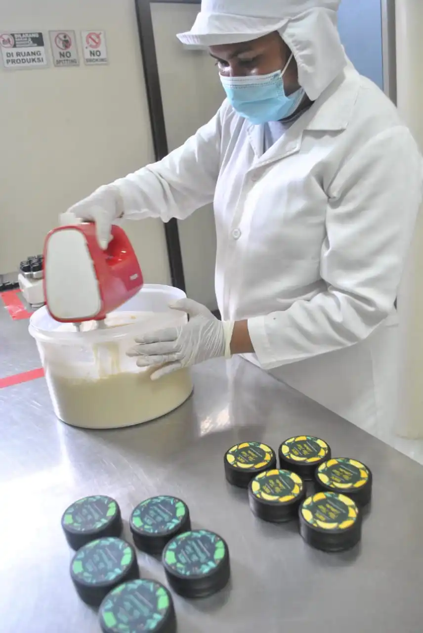  Натуральный веганский дезодорант размер 5 г сделано в Бали Индонезия без алюминия парабенов пищевой соды чувствительная кожа заказ на