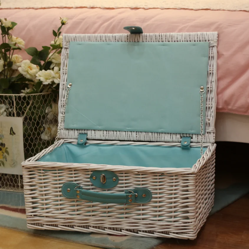 Handmade Camping Hiking White Honey Brown Wicker Willow Hamper With Blanket Picnic Basket For 2