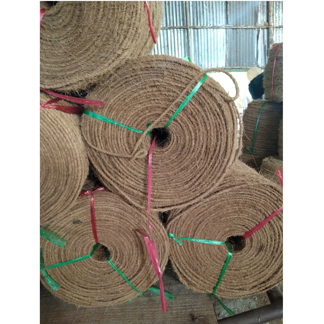 COCONUT FIBER ROPE / COCONUT CURLED COIR ROPE FROM COCO FIBER in VIETNAM/  Ms.Laura