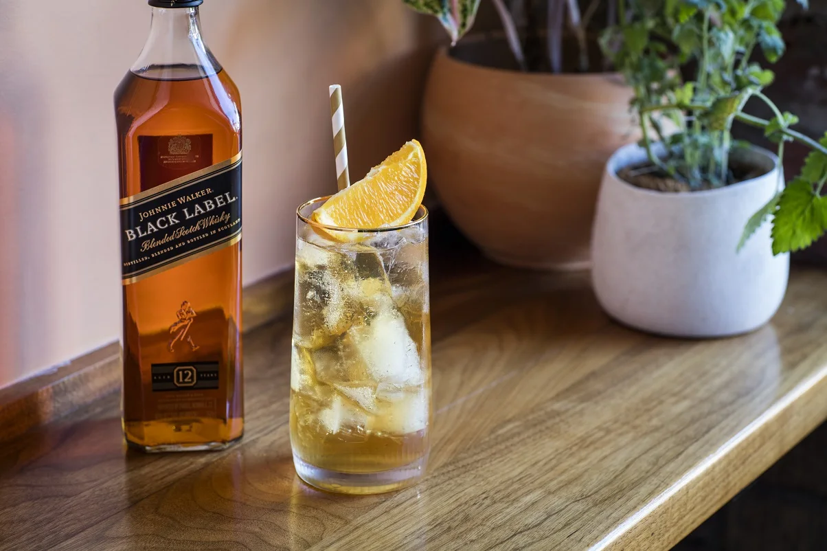 40% алкоголя Wisky Джонни Уокер виски Black Label 12YO с изюм Примечание хлопья