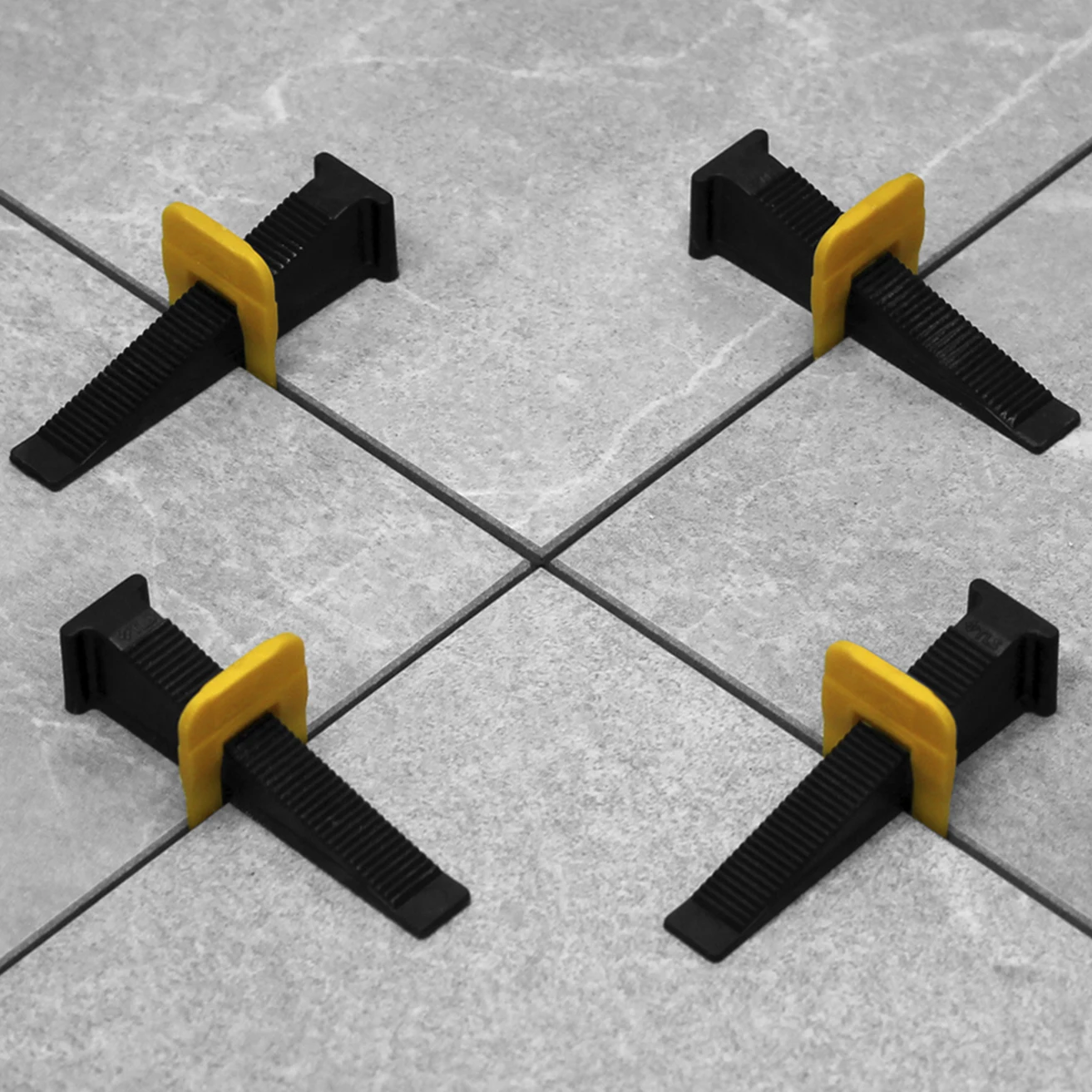 Tile leveling system Levelize clips