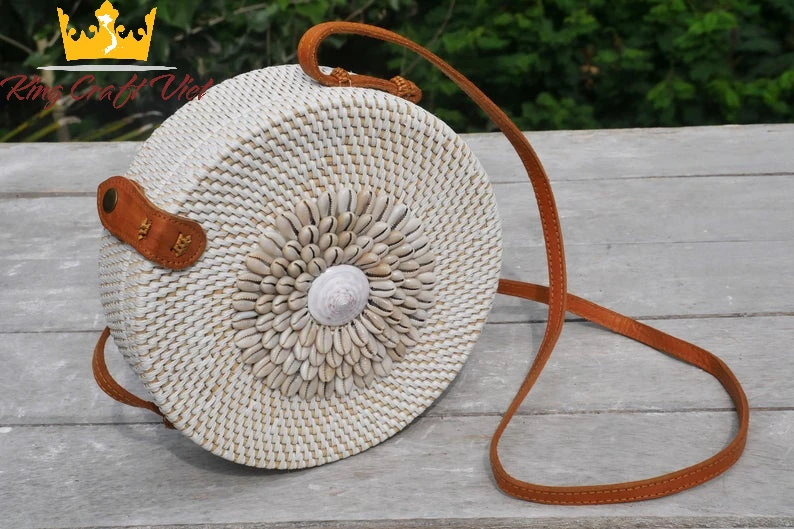  Черно-белая стильная сумка из ротанга с большими цветами вьетнамские поставщики лучший продукт