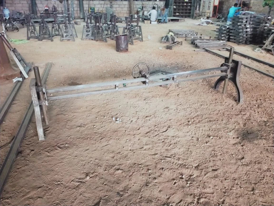 New Industrial Crank Adjustable Height Table Base Furniture Leg for Table Metal Antique Iron Black with Hand Lift Mechanism