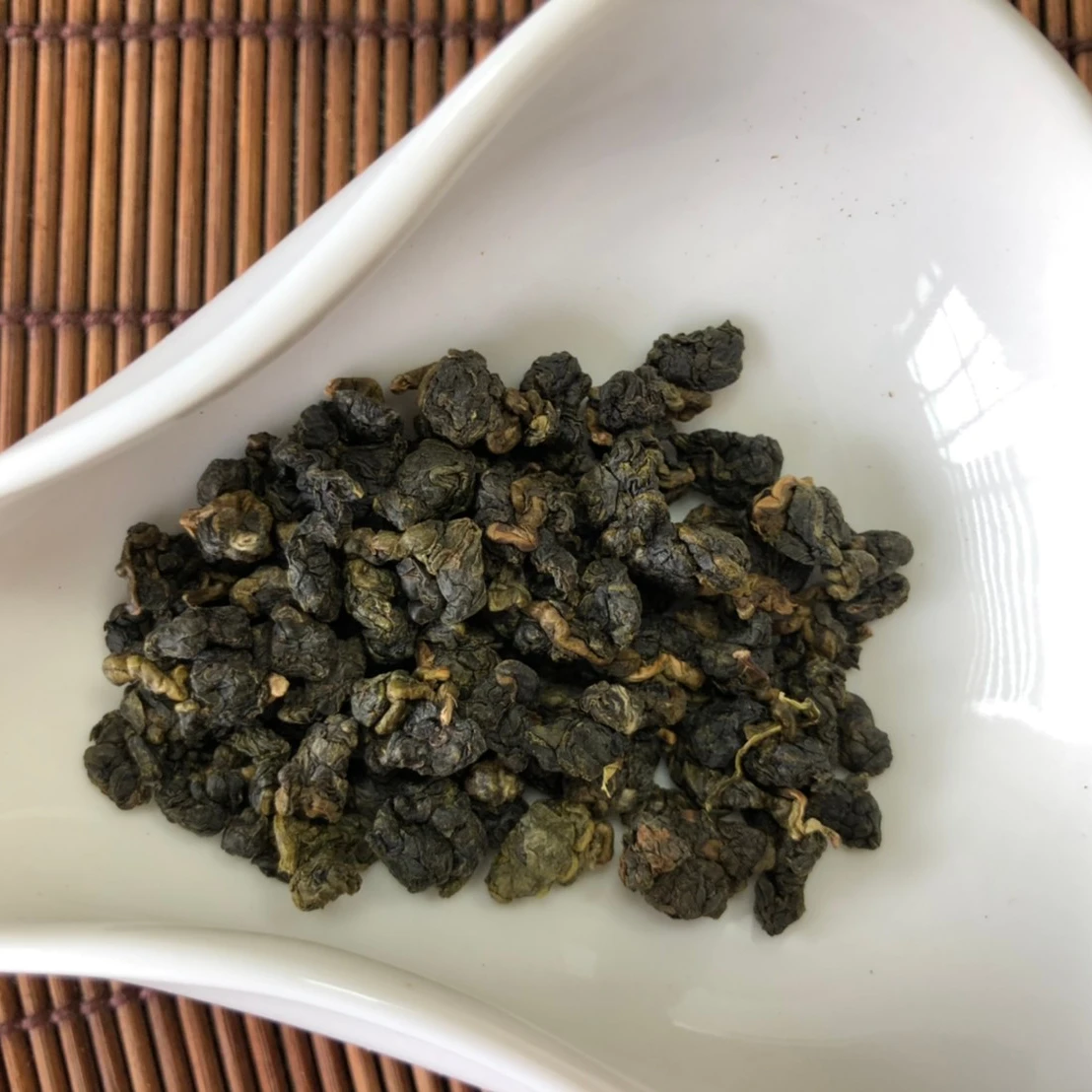 Аутентичный чай из Тайваня Alishan ручной работы Qingxiang Jinxuan Oolong 150 г
