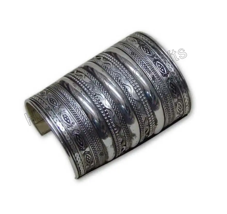 Hot Selling Brass Cuff Silver Plated Handcuff Metal Handmade Cufflinks for Women Fashion Jewelry Accessories Manufactured India