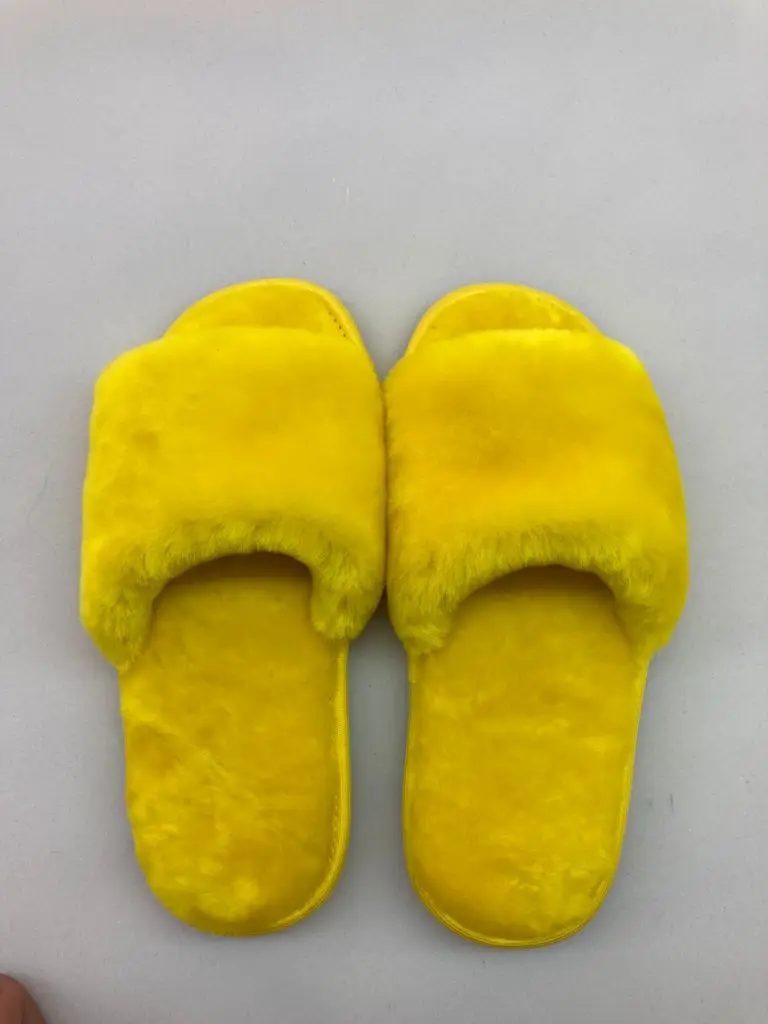 Indoor Fur Slippers EVA Outsole Natural fur 100% Sheepskin Color Slippers For Home