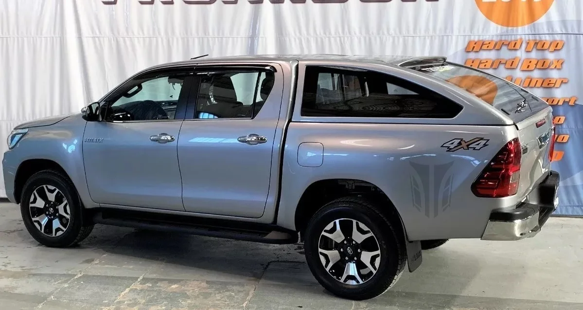 
VENTASTARK Fiberglass Sport Canopy for Hilux Revo 