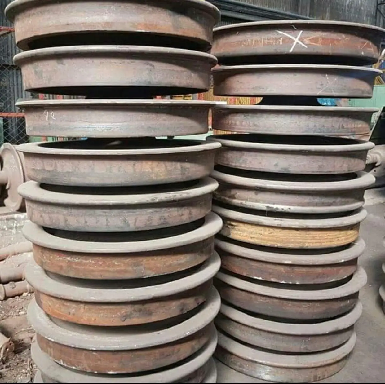 newly Used Rail Scraps/Iron Scraps