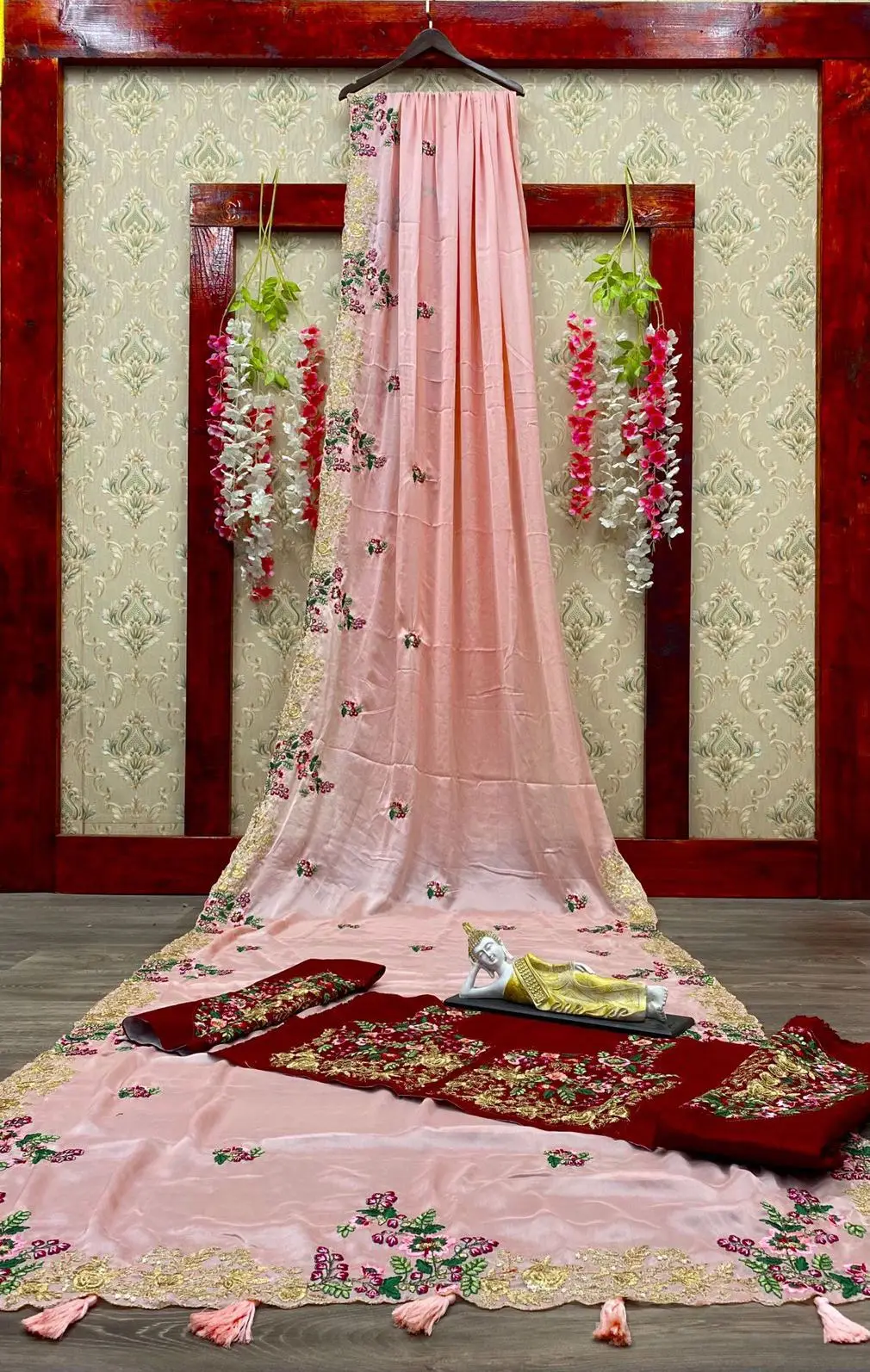 Очень красивые сари с последовательностью диапазонов хороший наряд блестящие рабочие из Жоржетта плотной блузкой от MEETALI CREATION