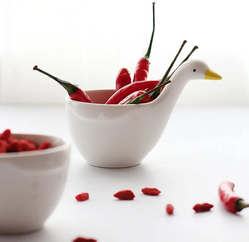 Customized hot sale new arrival luxury home decorative duck shaped ceramic fruit vase