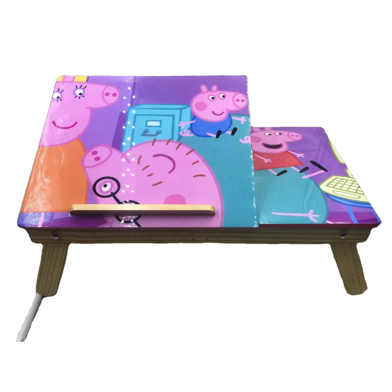 Стол для ноутбука дома красивый дизайн