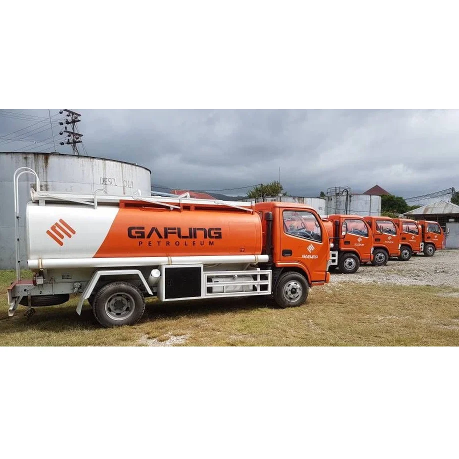 Малазийские строительные дорожные грузовики, карьерные и горнодобывающие Наземные транспортные поезда, дизельные