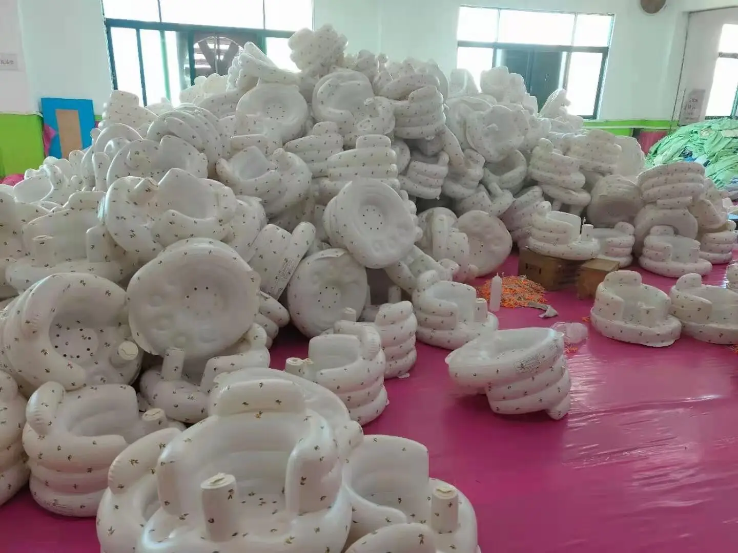 FCCA Multifunctional Living Room Sofa Portable Water Lounge Baby Inflatable Sofa Chair