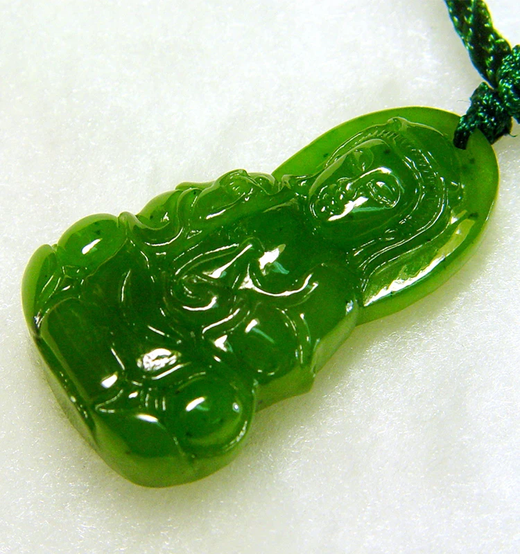 Handmade jewelry guanyin engraved  necklace green jade