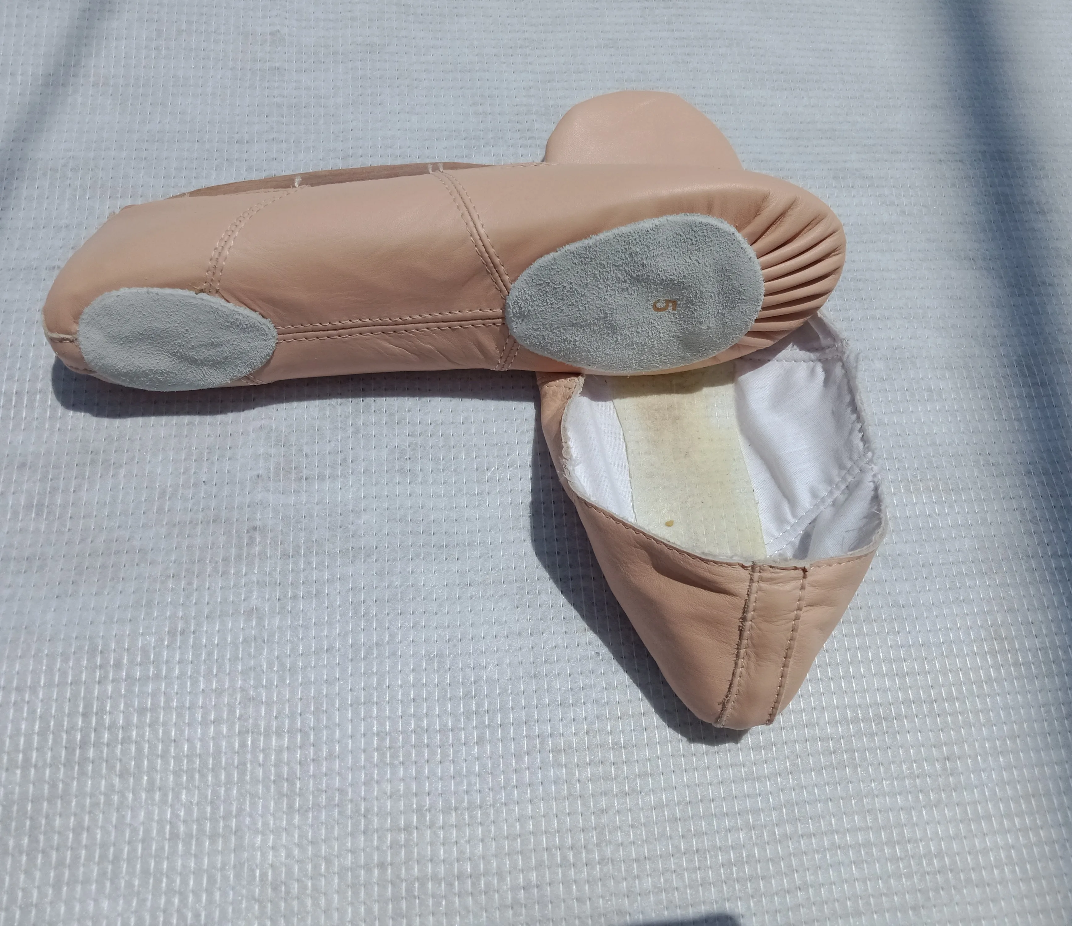 Pink Soft Genuine Leather Ballet Shoes Slippers Girls Boys Toddlers Dance Shoes Soft Suede Half Soles US UK AUS Sizes PK