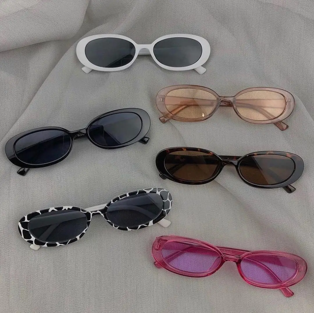 
Vintage Sun Glasses Small Frame Oval Sunglasses Eyewear Fashion Shades Sunglasses for Women 