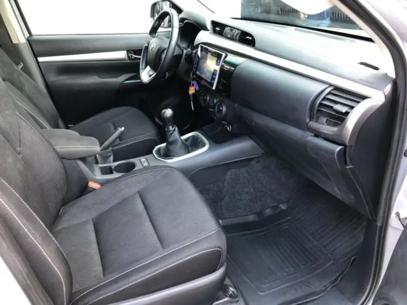 Возьмите HILUX в