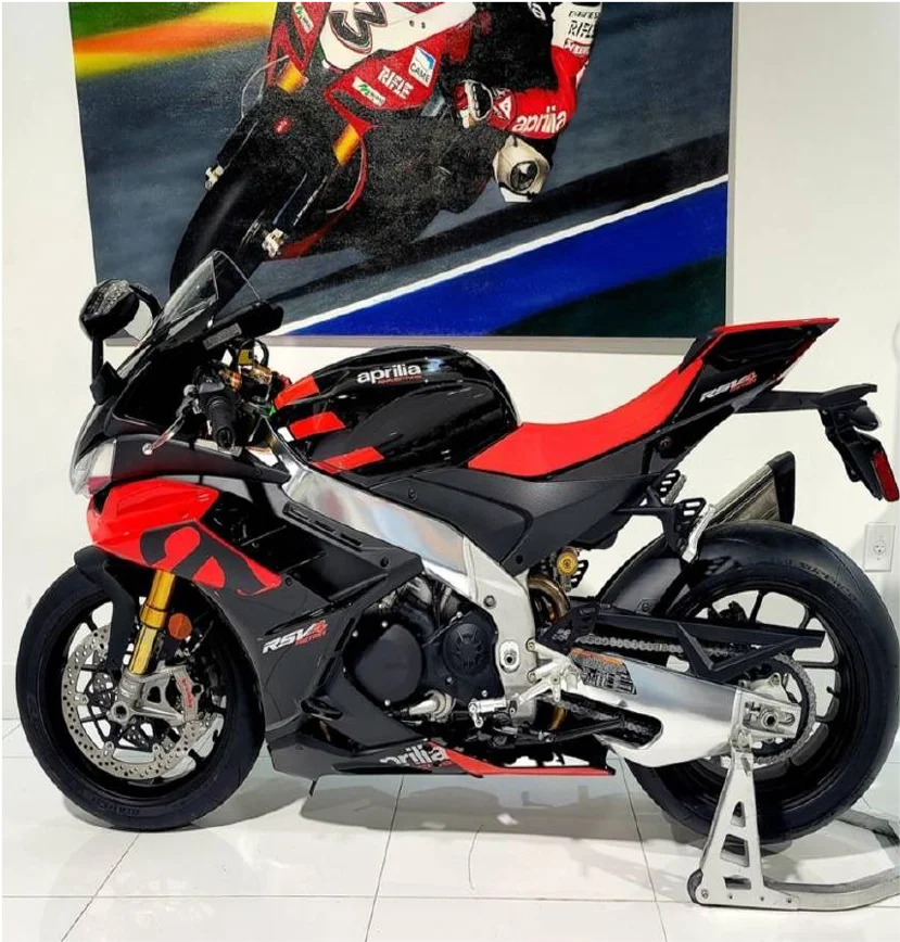 Бывший в употреблении Гоночный Мотоцикл Aprilia