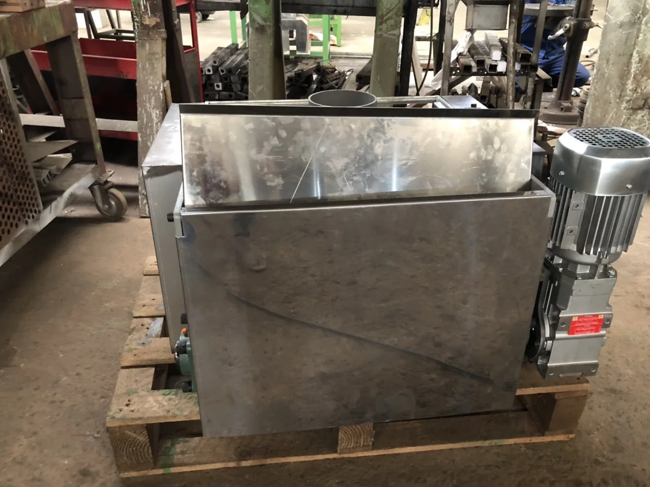 Mini cutter Cashew nut sheller machine capacity 200-250 kg high quality made in Viet Nam affordable cashew sheller