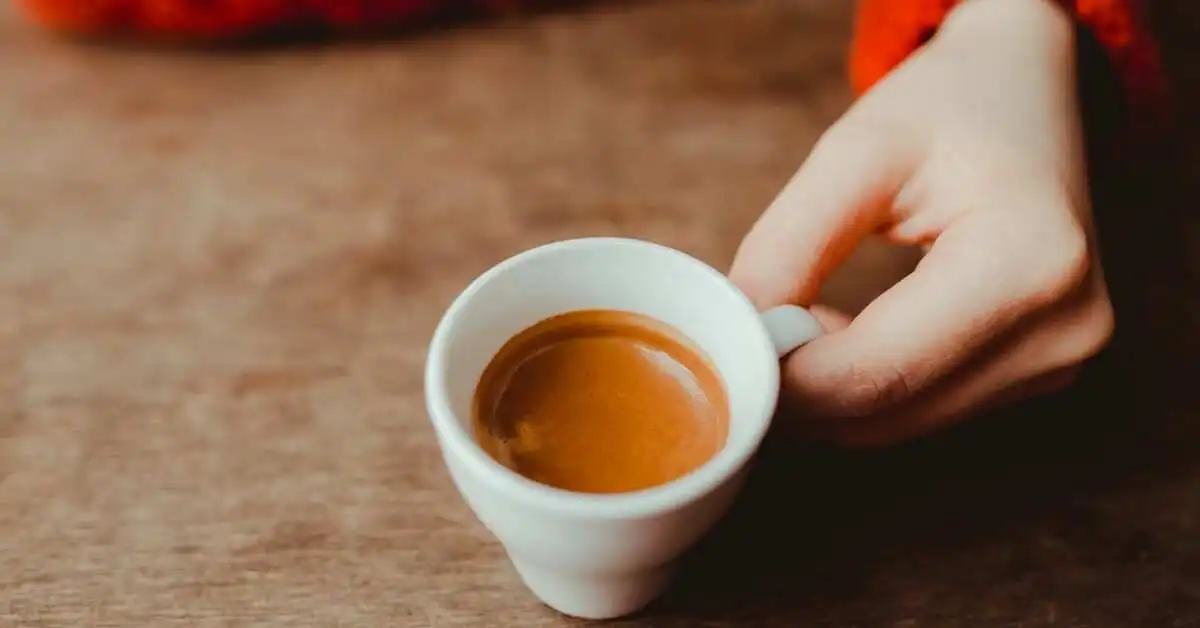 Italian Whole Bean Coffee 100% Arabica Mix Verde Wholesale Blend Roasted Green Coffee Beans For Sale