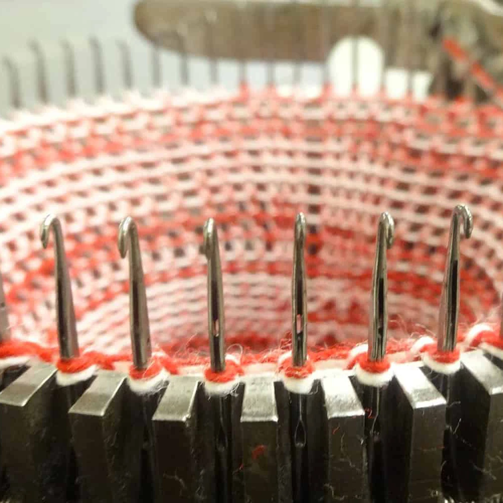 Emulsion-Type Knitting Fluid For Knitting Machine