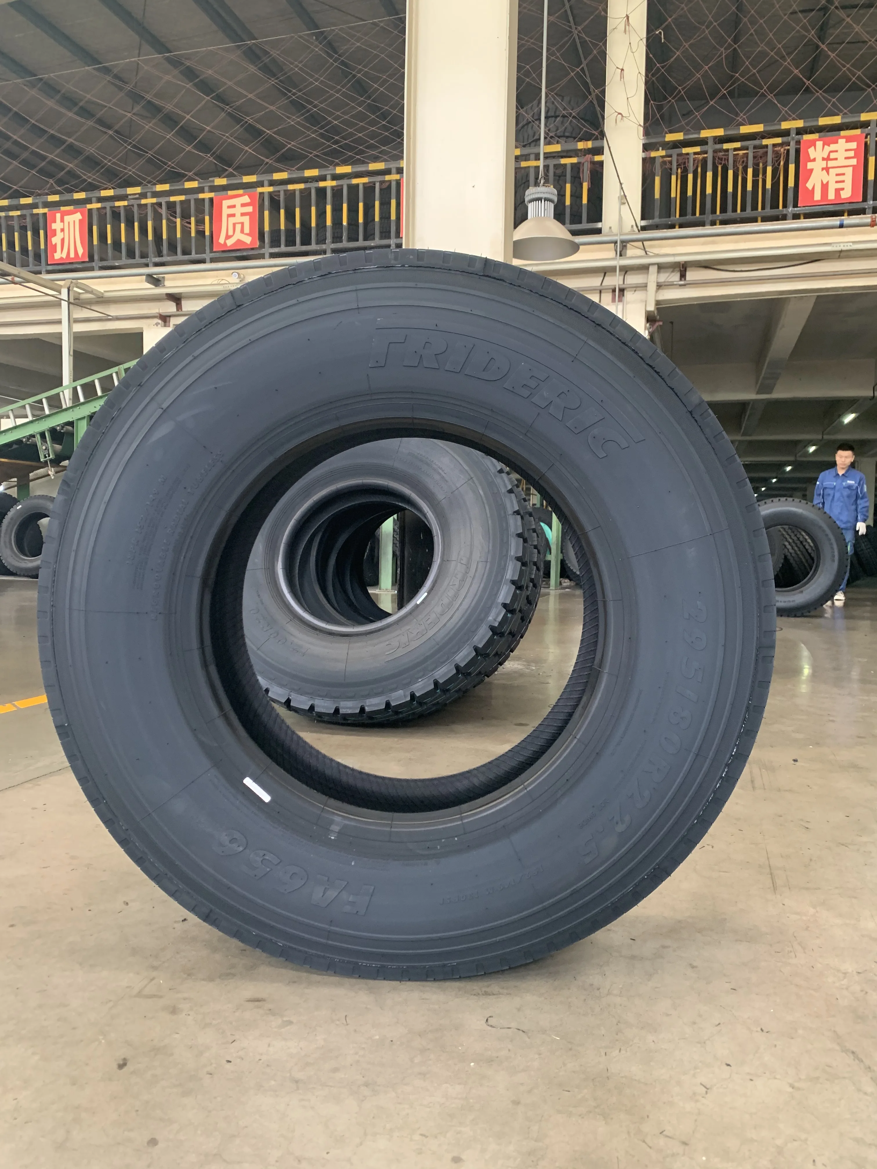 Китайские шины для грузовых автомобилей 11R22.5 385/65R22.5 295/80R22.5