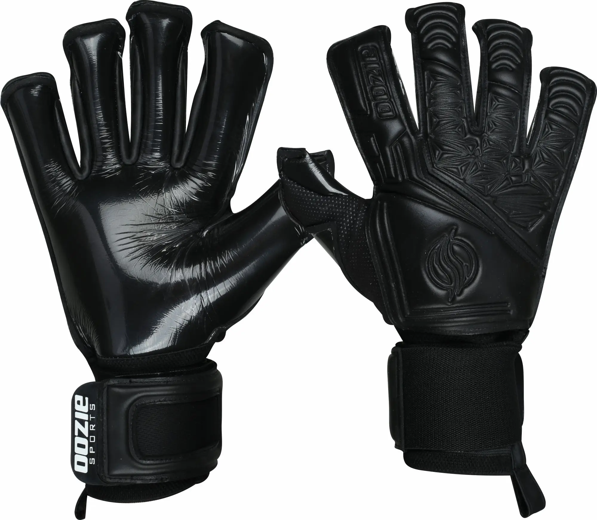 Перчатки вратаря изготовлены из немецкой латексной пены contact Pro 4 мм и хорошо подходят для игроков