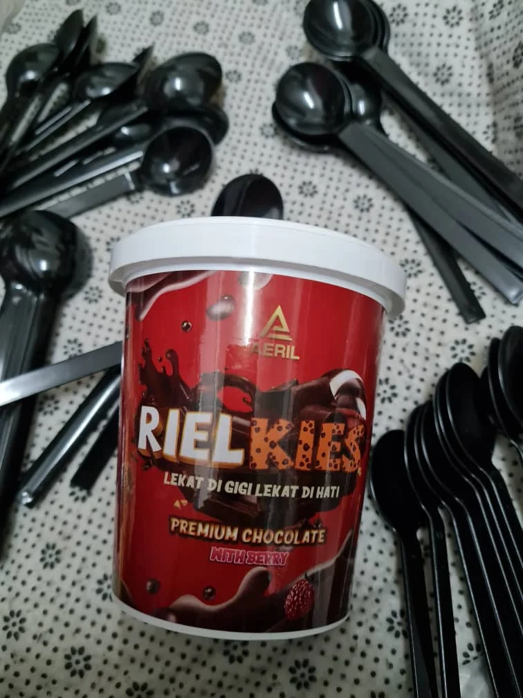 Натуральный сладкий шоколад Берри minicrunch rielkies шоколадный бисквит жидкости упаковки в