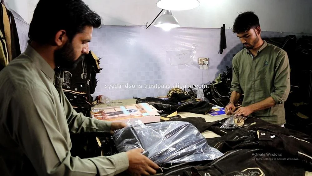 Leather fashion jacket with Zipper closure with two side pockets, great outwear jackets for daily wear (FJ-1010)