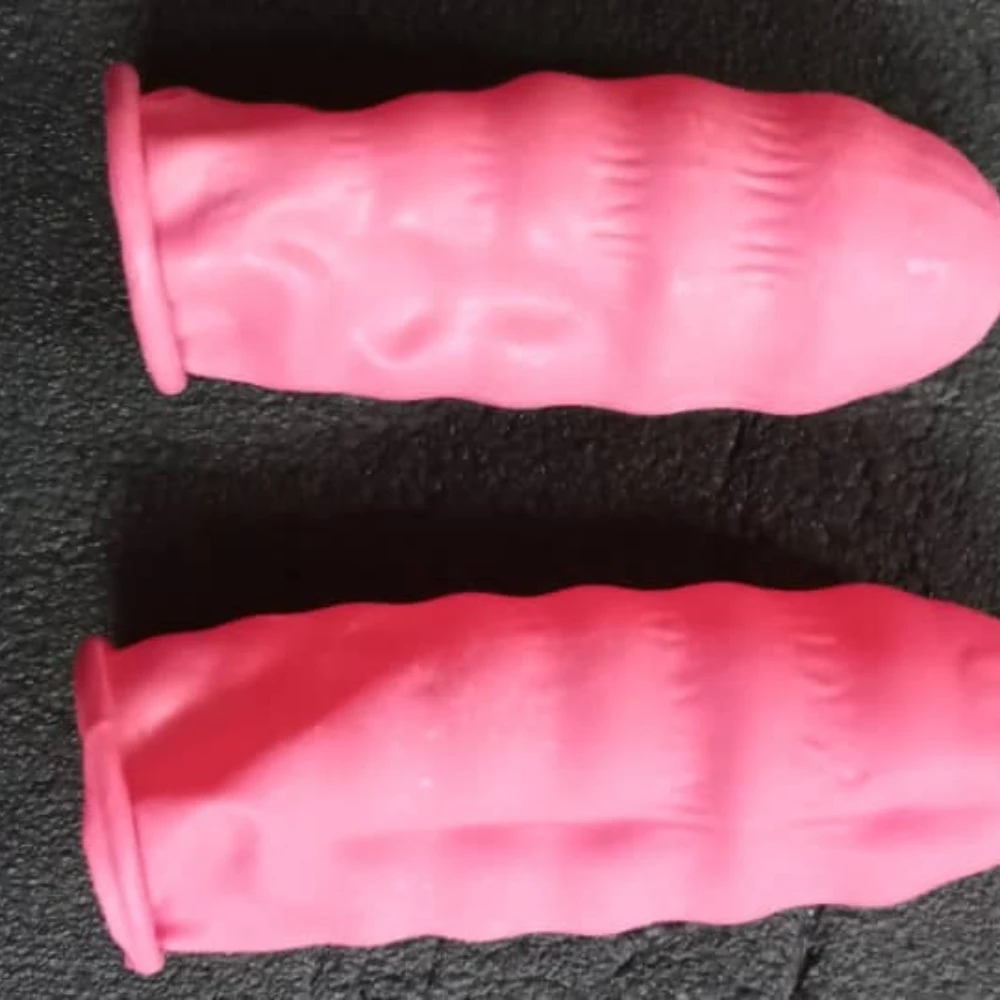 Нитриловые напальчники без пудры одноразовые антистатические размер S M L Розовый Противоскользящий