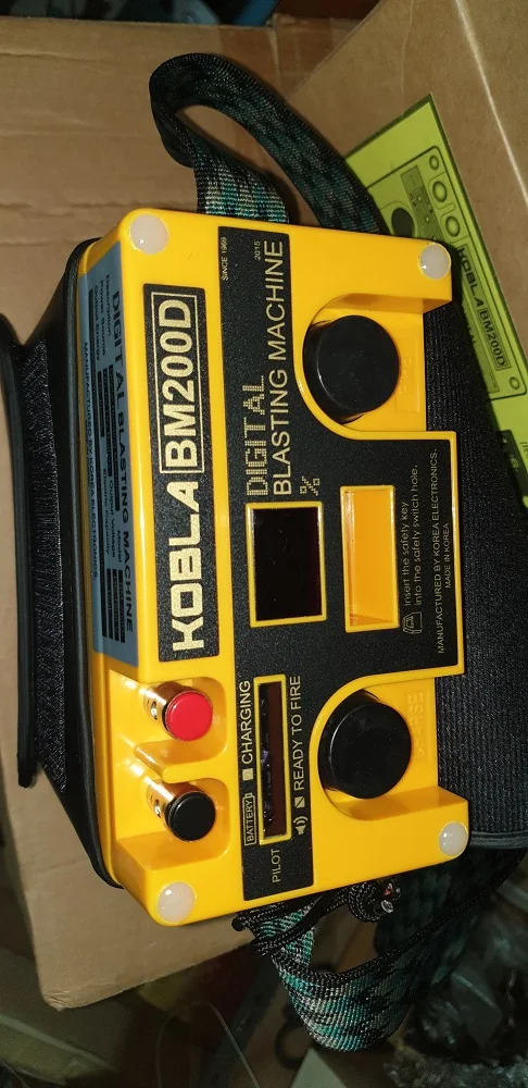 
Electric Digital Blasting Machine 