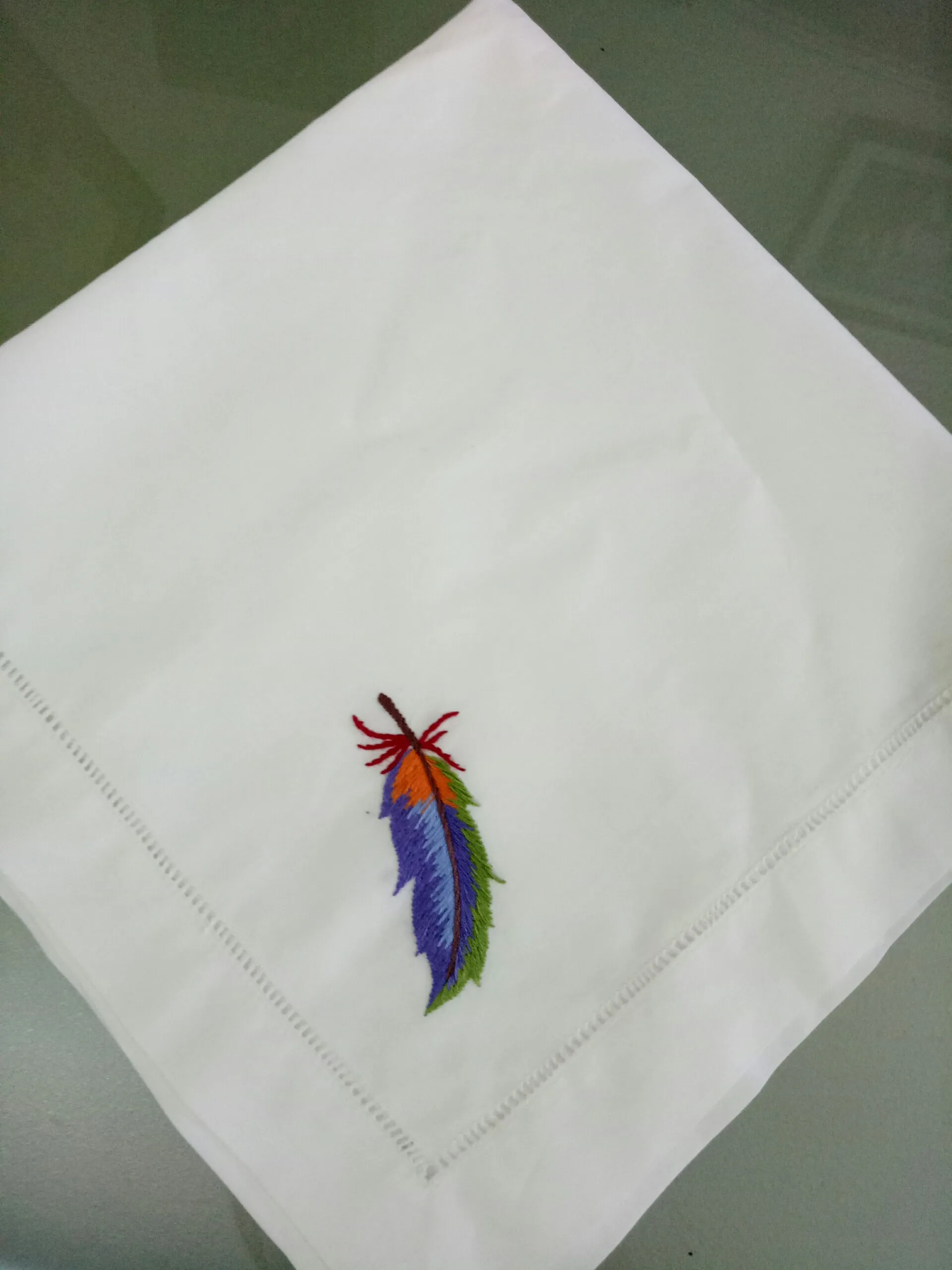 Ручная вышивка для ресторана