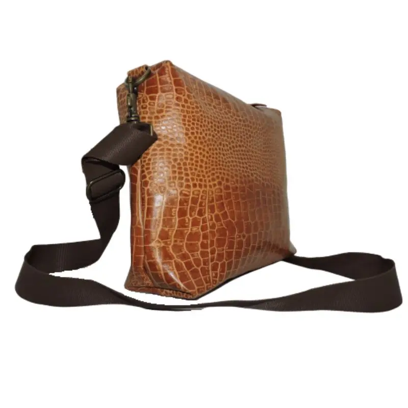 100% Real Leather Zipper Closure Leather Men Bag Casual Business Customized Cross body Male Shoulder Bags Sling Messenger Bag