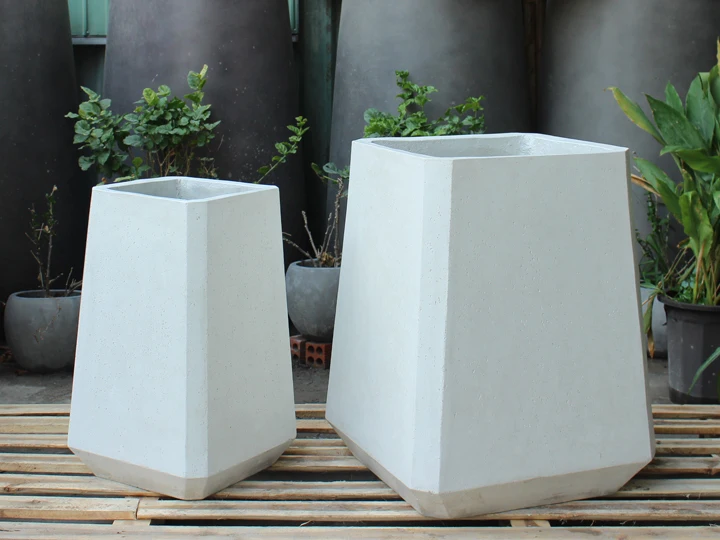 GRC Concrete Waterproof Landscaping Furniture Street Planter Customized Shape Concrete Planter Set of 2