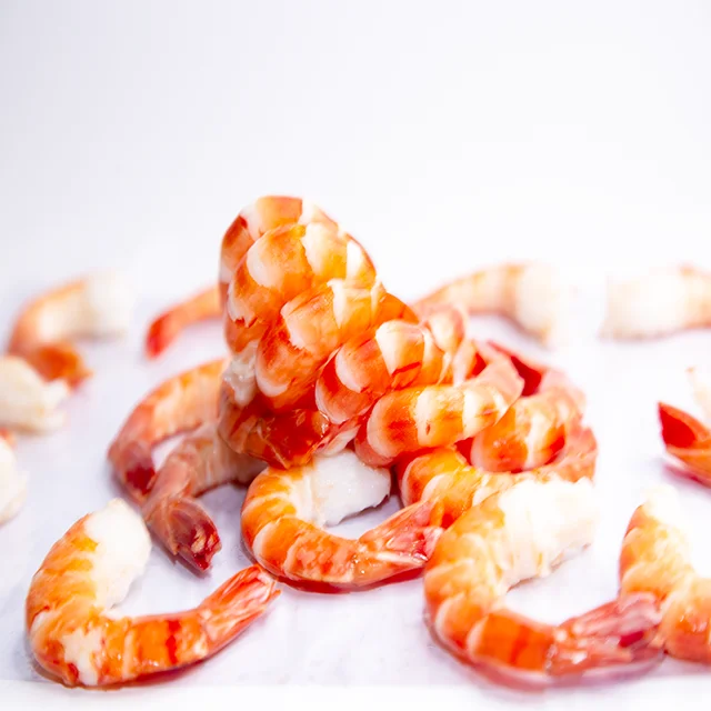 Черный тигр, креветка, приготовление пищи, очищенный свернутый хвост