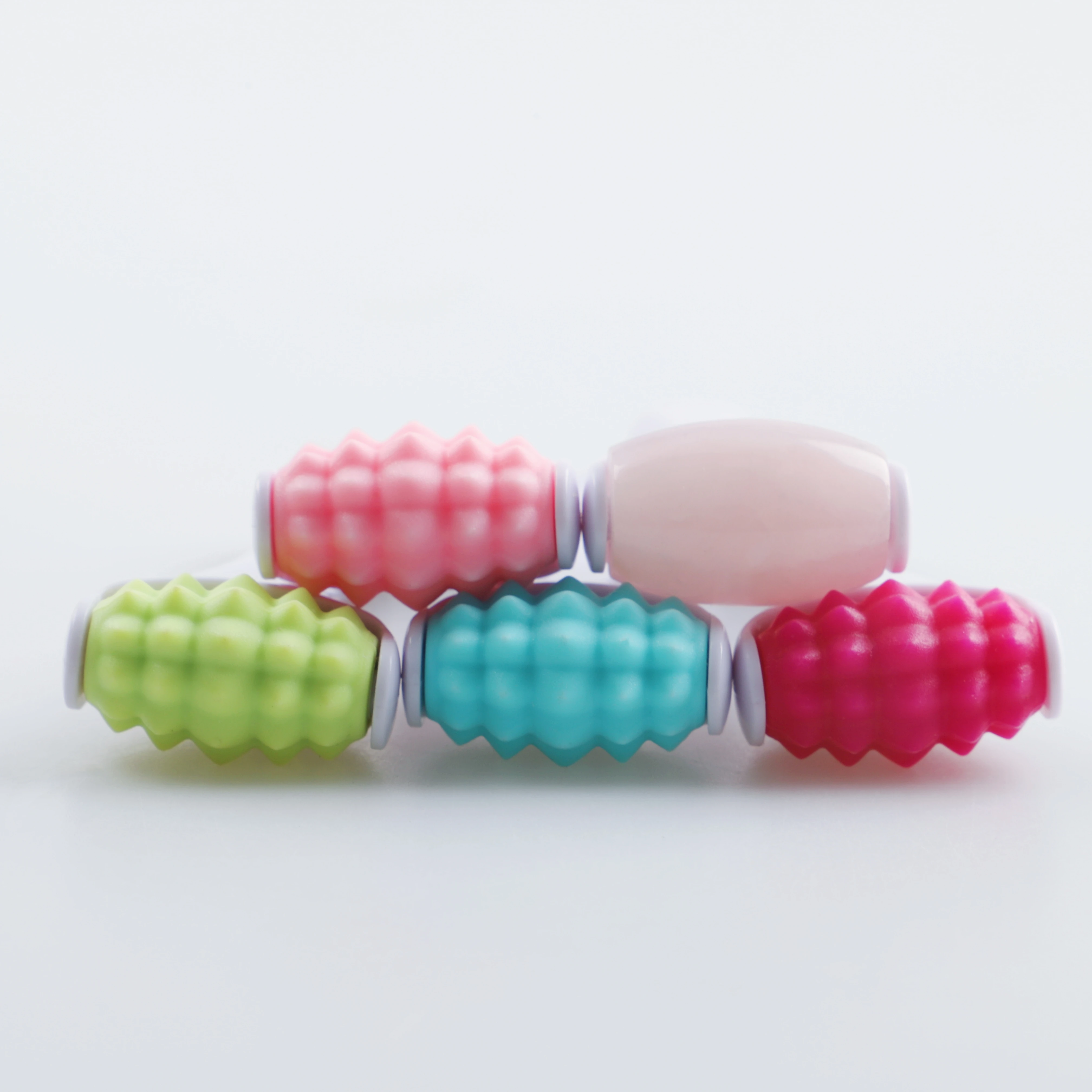 Лидер продаж на Amazon, мини-массажер для глаз с охлаждением кожи, милый дизайн под заказ, мини-массажер против морщин для девочек