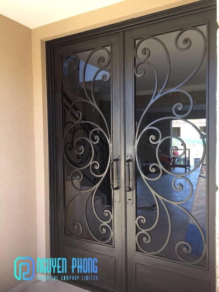 Роскошные железные двери для современного и классического дома из Вьетнама входные межкомнатные металлические качели модель 3D железный Дизайн сталь
