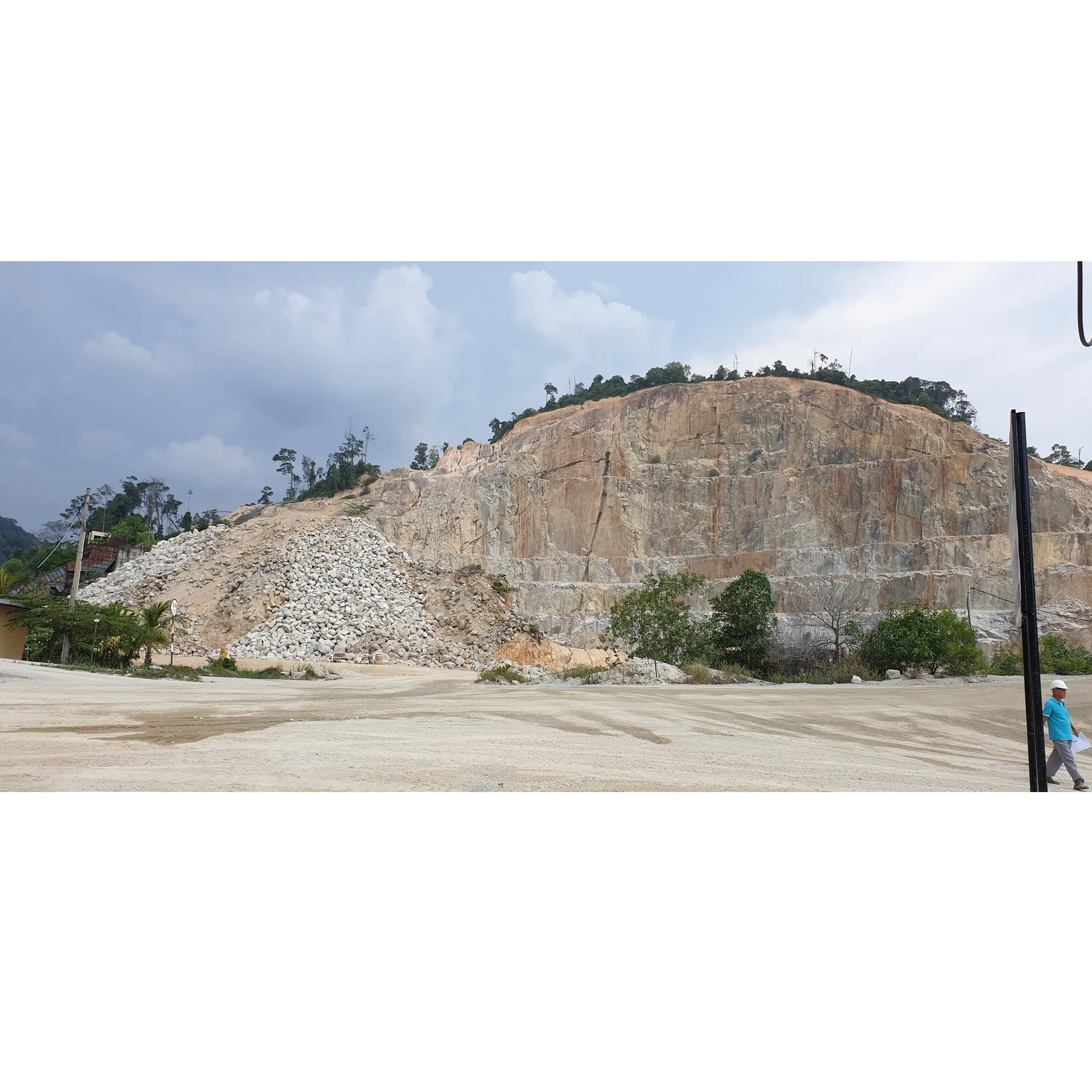 
Industrial RAIL ROADS AND BUILDINGS CONSTRUCTION SOLID 20mm ~ 80mm Lime Stone Aggregates 