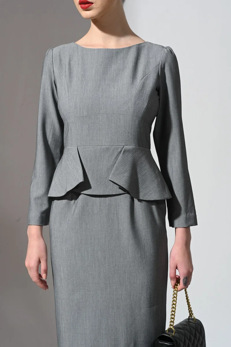 
High Quality Women Suit for Ladies and Business Suit Factory in Vietnam 